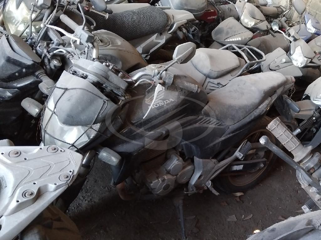 HONDA/CB 300R 2014/2015