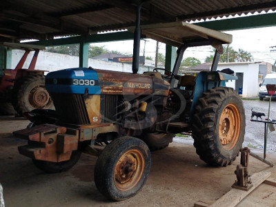 NEW HOLLAND 3030,