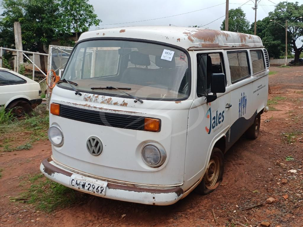 Veículo VW - VolksWagen Kombi VW KOMBI 2004 2004 em leilão