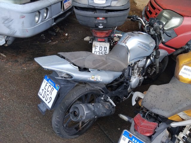 Foto 2: YAMAHA/FAZER YS250, 09/10