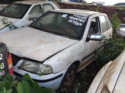 VW/Gol 16V Plus, 01/01
