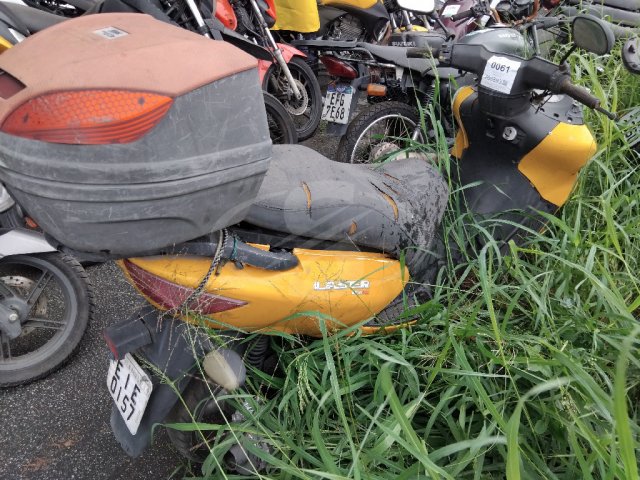 Foto 2: DAFRA/LASER 150, 08/09