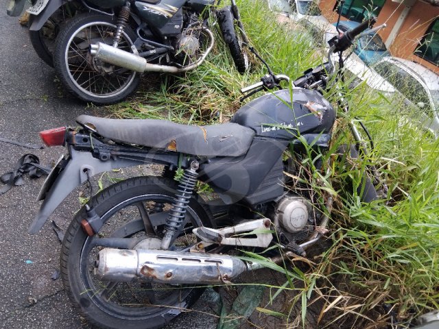 Foto 2: YAMAHA/YBR 125E, 02/02