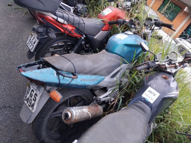 Foto 2: HONDA/CBX 250 TWISTER, 03/03