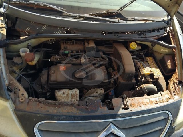 Foto 3: CITROEN/C3 GLX 14 FLEX, 10/11