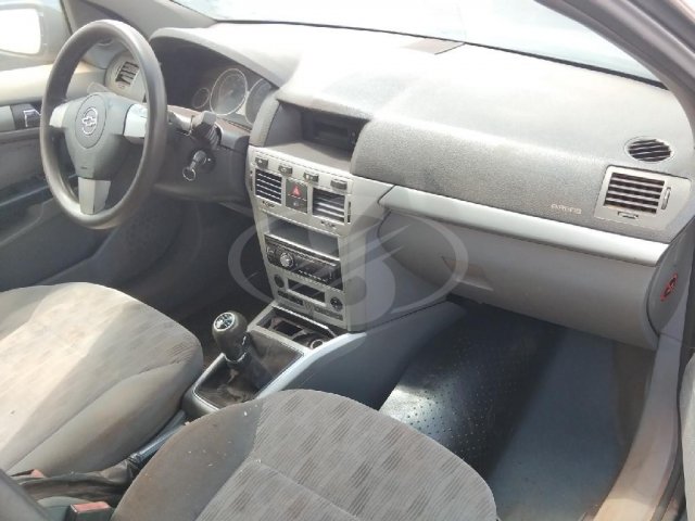 Foto 4: GM/VECTRA SEDAN ELEGANCE, 07/08