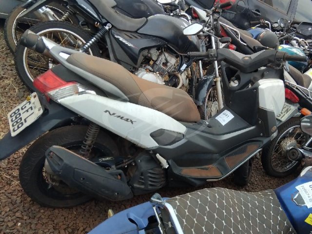 Foto 2: YAMAHA/NMAX, 18/18