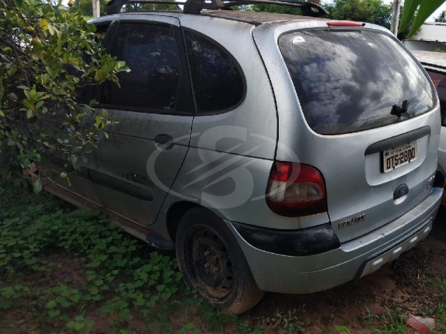 Foto 2: RENAULT/SCENIC EXP 1616V, 06/06