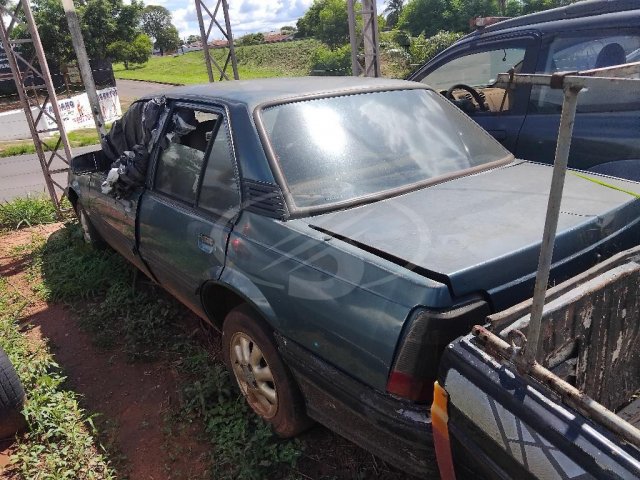 Foto 2: GM/MONZA GL, 94/95
