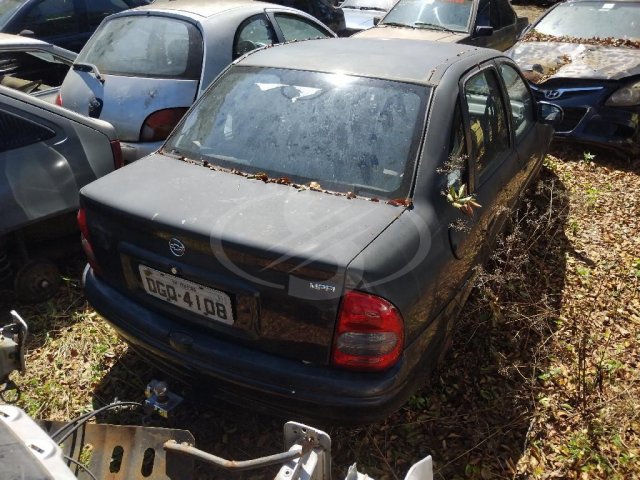 GM/CORSA MILENIUM, 02/02 — foto do lote