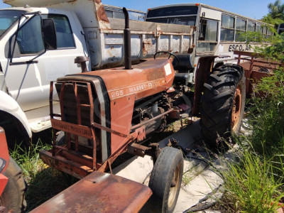 MASSEY FERGUSON 235,