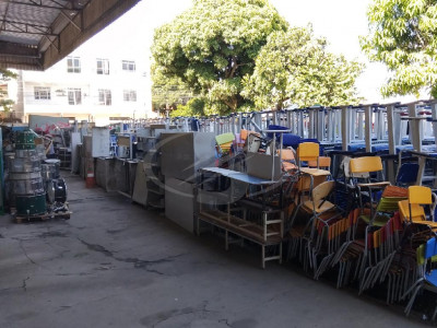 SUCATAS DE MOBILIÁRIOS EM GERAL