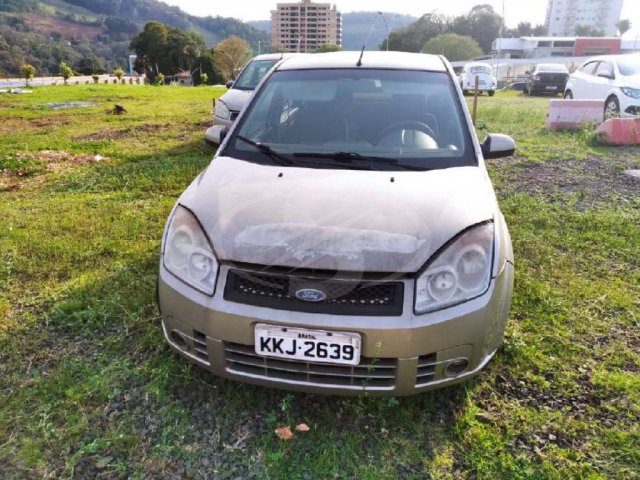FORD/FIESTA SEDAN1.6FLEX, 09/10 — foto do lote