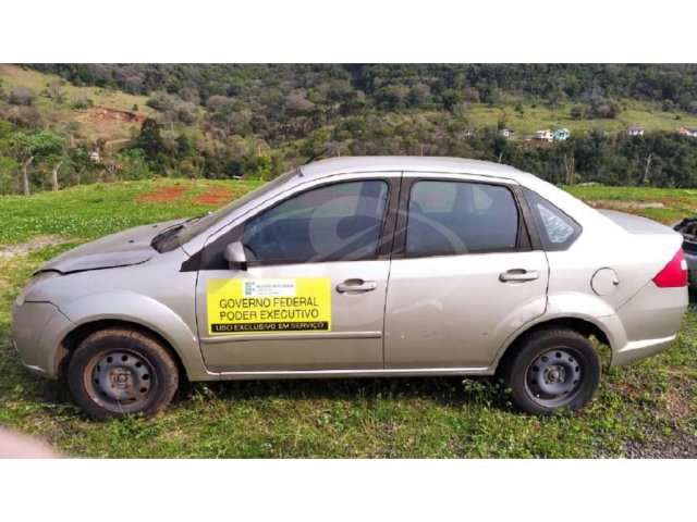 FORD/FIESTA SEDAN1.6FLEX, 09/10 — foto do lote