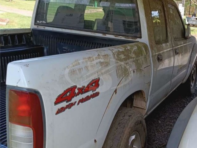 NISSAN/FRONTIER 4X4 SE, 04/04 — foto do lote