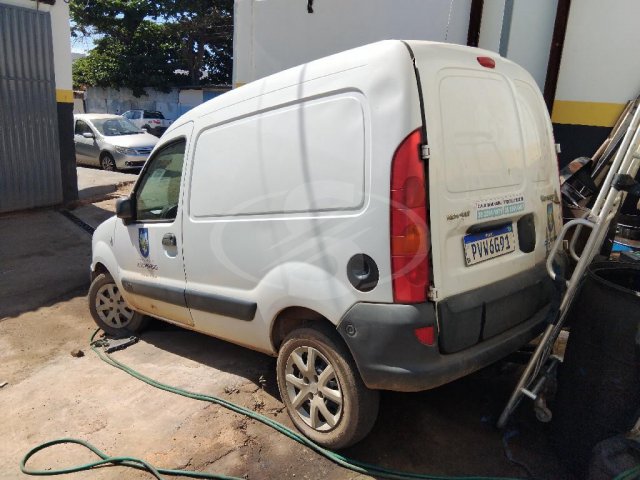 I/RENAULT KGOO CIRILO AM — foto 5 de 10