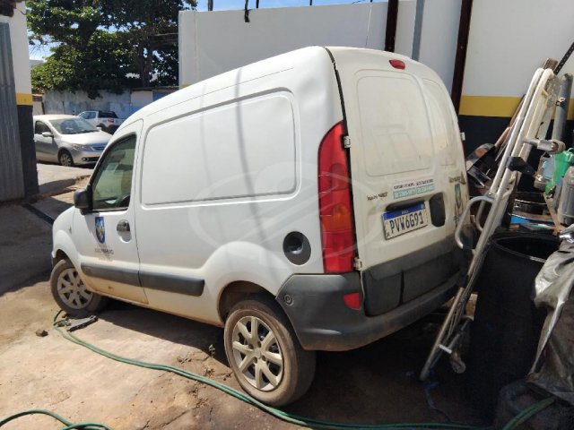 I/RENAULT KGOO CIRILO AM — foto 4 de 10