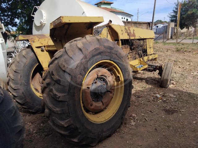 TRATOR VALMET 110ID — foto 6 de 12