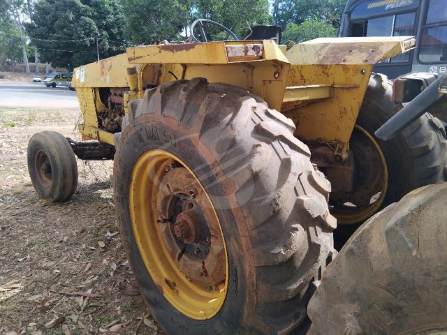 TRATOR VALMET 110ID — foto 4 de 12