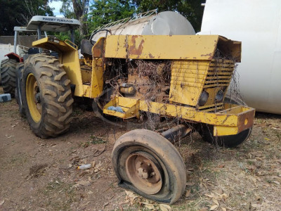 TRATOR VALMET 110ID,