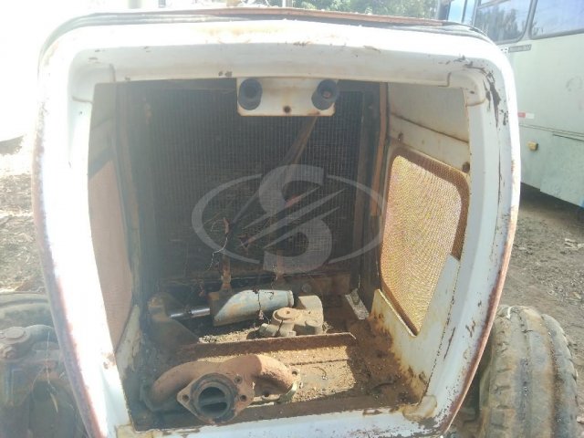 TRATOR MASSEY FERGUSON 275 — foto 11 de 12