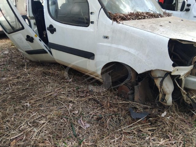 FIAT/DOBLO ESSENCE 1.8 — foto 10 de 14