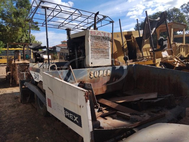 VIBROACABADORA DE ASFALTO TEREX SA11 — foto 5 de 17