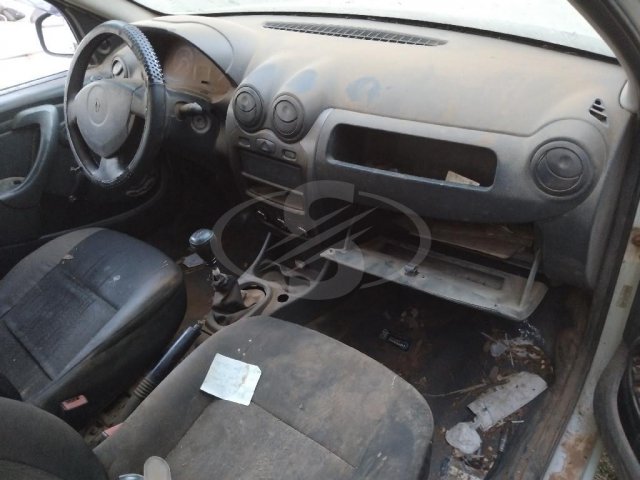 RENAULT/SANDERO AUT1016V — foto 8 de 8