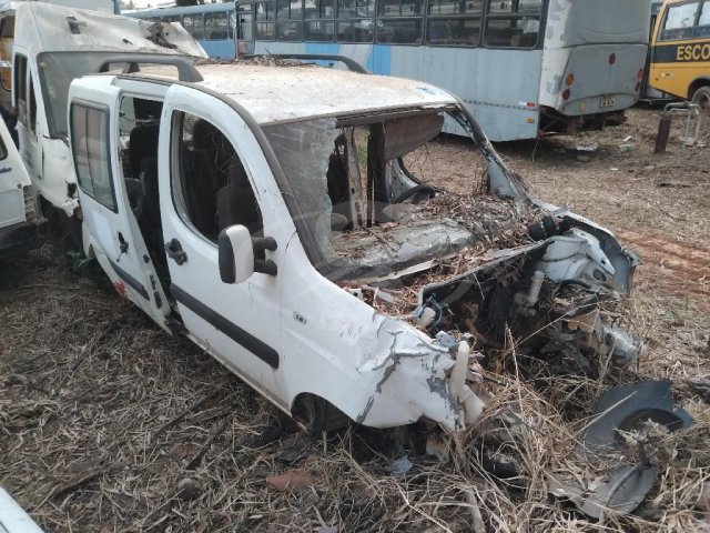 FIAT/DOBLO ESSENCE 7L E — foto 3 de 9