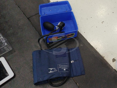 MEDIDOR DE PRESSÃO MANUAL PREMIUM