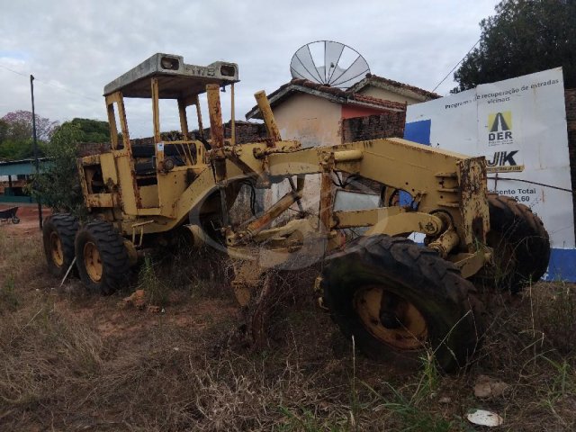 MOTONIVELADORA HUBER WARCO, — foto do lote