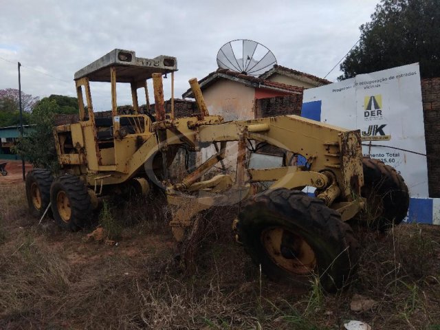 MOTONIVELADORA HUBER WARCO, — foto do lote