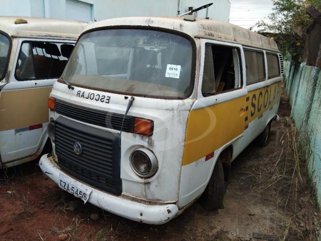 VW/KOMBI ESCOLAR, 09/09 — foto do lote
