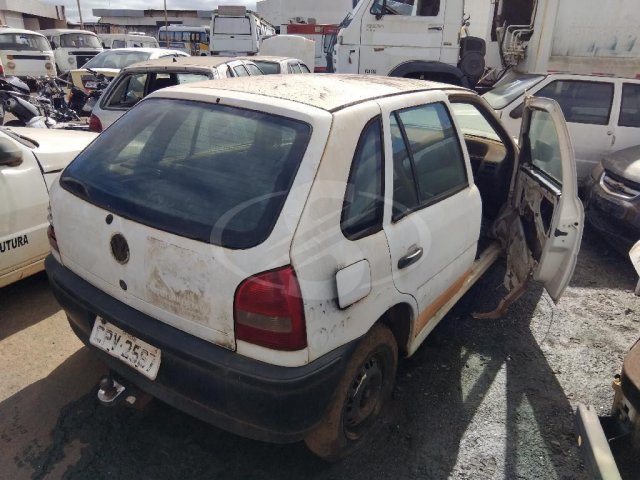 VW/GOL 1.0, 05/05 — foto do lote