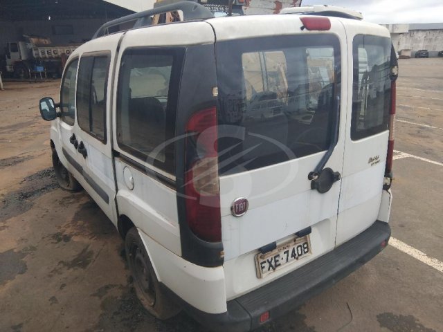 FIAT/DOBLO ESSENCE 1.8, 14/15 — foto do lote