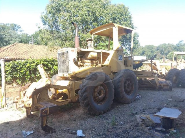 MOTONIVELADORA CATERPILLAR — foto 6 de 10