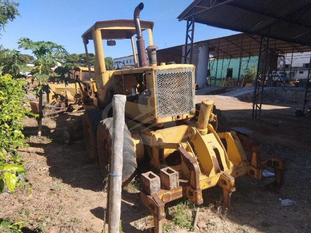 MOTONIVELADORA CATERPILLAR — foto 5 de 10