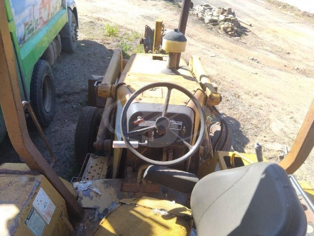 RETROESCAVADEIRA FIATALLIS FB-80 — foto 9 de 12