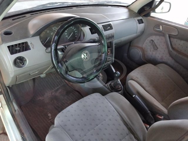 VW/GOL 1.8 — foto 9 de 10