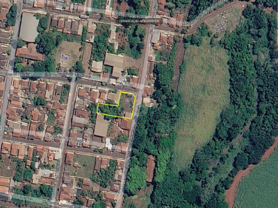 Lote 0009: residencia com terreno de 1.428 m² no corrego rico