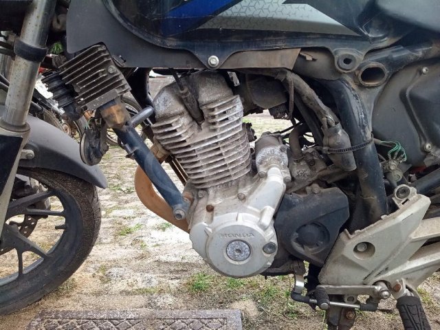 Foto 3: HONDA/CB250F TWISTER CBS, 18/19