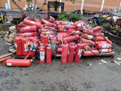 APROXIMADAMENTE 200 EXTINTORES USADOS SÃO PAULO / SP - 08/10/2026 R$ 1.600,00 LOTE 0033